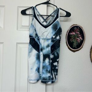 Lululemon athletica blue black white tiedye active wear athletic tank top yoga